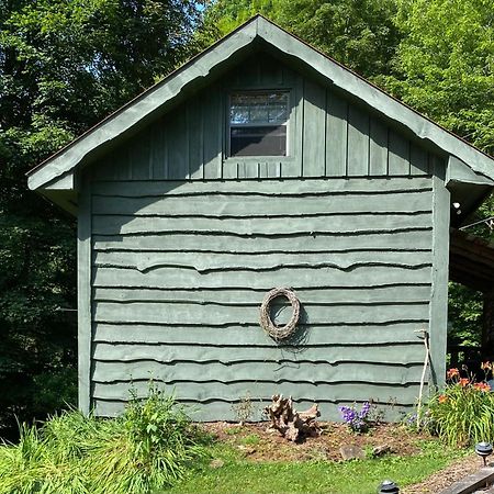 Moore House Inn & Cabins Marlinton Extérieur photo