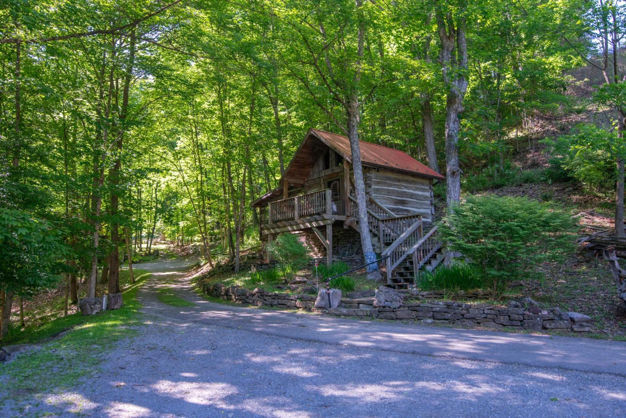 Moore House Inn & Cabins Marlinton Extérieur photo