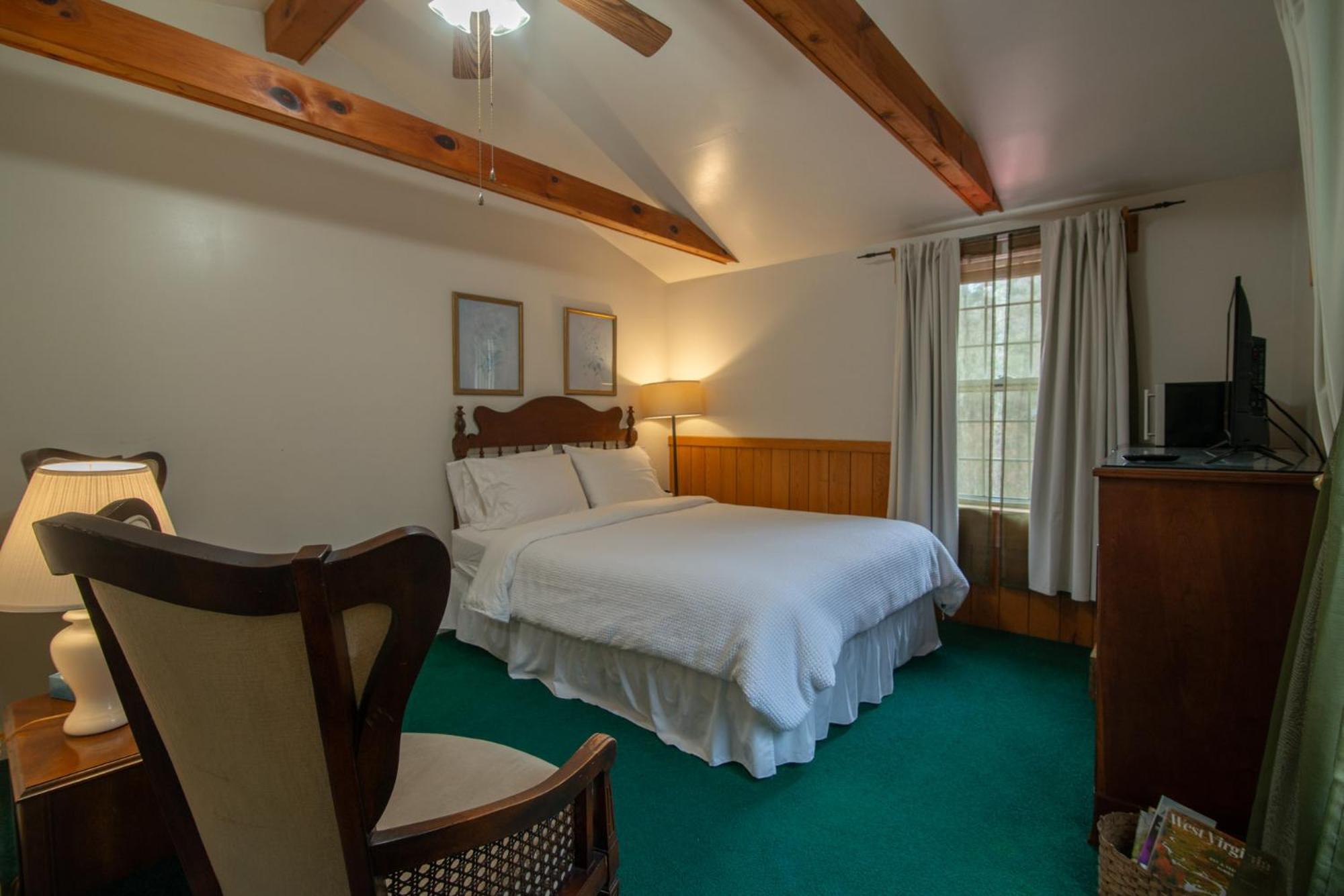 Moore House Inn & Cabins Marlinton Chambre photo