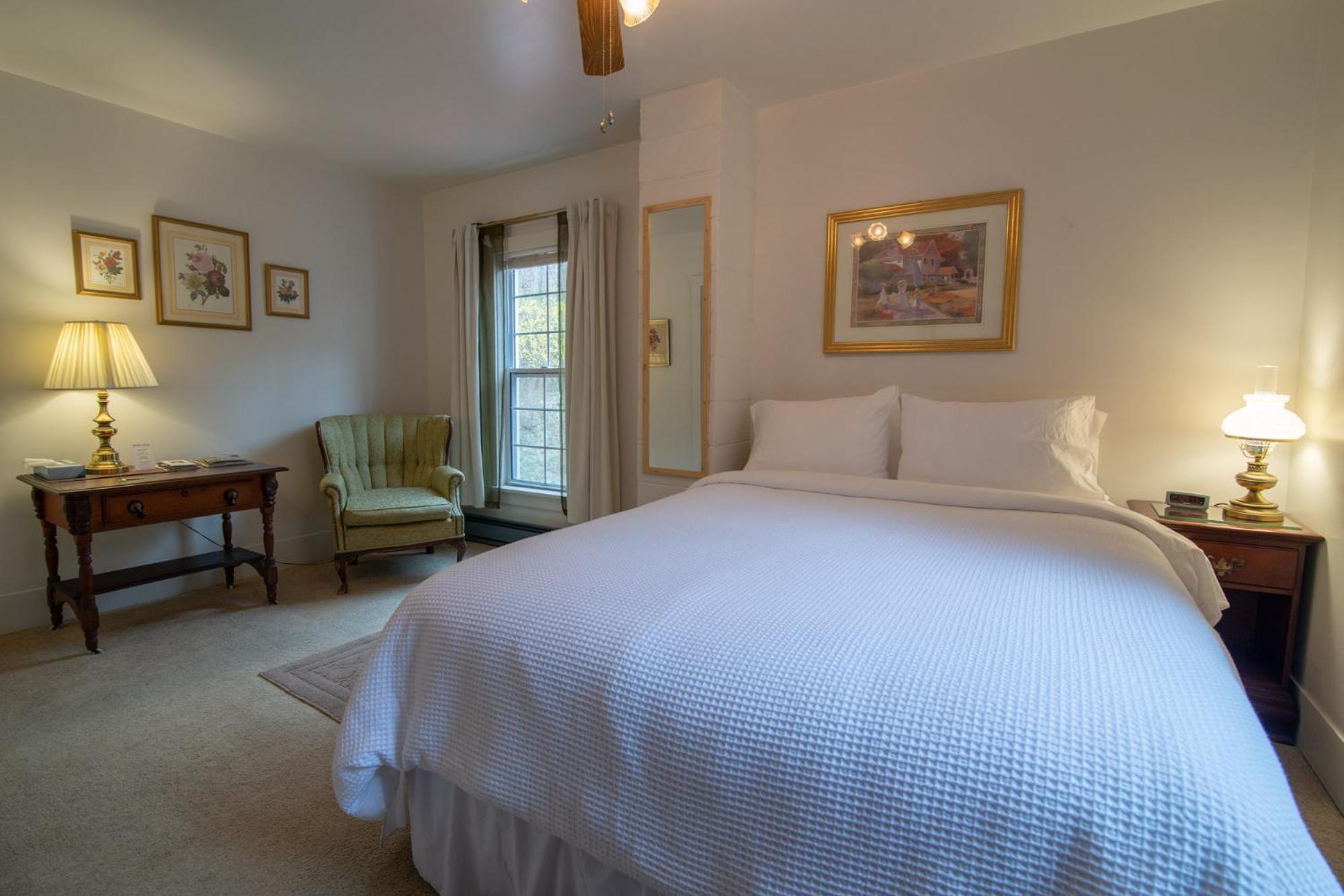 Moore House Inn & Cabins Marlinton Extérieur photo